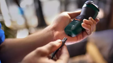  45 minutes of cordless shaving from a 1 hour charge